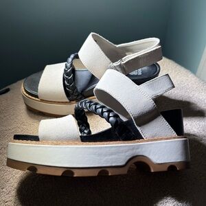 Women's Sorel Beige Platform Sandals with Black Braided Strap